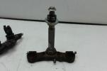 1979 YAMAHA XS750 SPECIAL TRIPLE (#384) TRIPLE TREE STEERING STEM FORK CLAMP