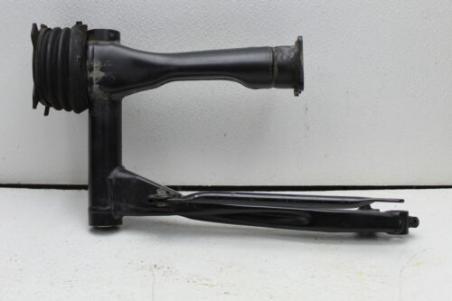 1983 YAMAHA XJ750 MAXIM (#383) REAR SWINGARM SUSPENSION ARM