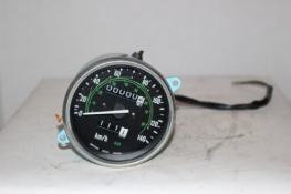1978 1979 HONDA HAWK I & II CB400 SPEEDOMETER KILOMETER GAUGE METER (HTGU154) 