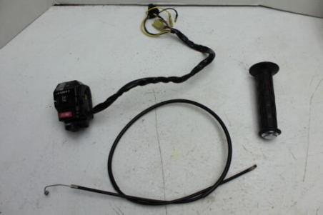 1986 YAMAHA XV700 VIRAGO (#387) LEFT HANDLEBAR CONTROL SWITCH