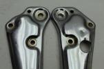 1982 SUZUKI GS450T GS450 (#395) REAR LEFT RIGHT FOOT BRACKET STAY HOLDER MOUNT