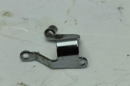 2008 YAMAHA FZ6 CLUTCH CABLE LINE HOLDER BRACKET STAY (YB15)