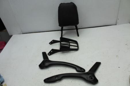 1985 YAMAHA XV700 VIRAGO (#402) REAR PASSENGER BACK SEAT SADDLE (TOYS25)