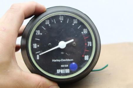 HARLEY DAVIDSON IRON HEAD XL TACHOMETER GAUGE (HTGU106A)