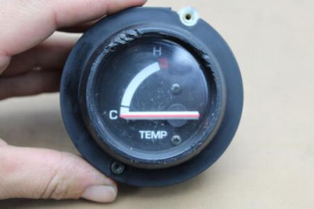 1988 YAMAHA FZ600 FUEL GAS PETROL GAUGE METER (YTGU31)