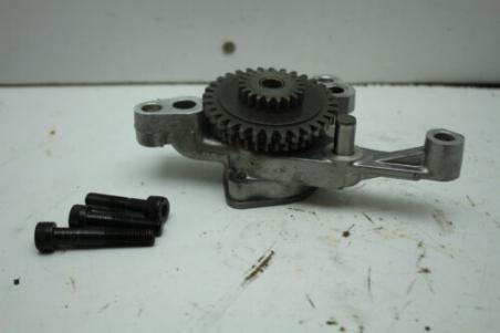 1977 YAMAHA XS360-2D (#413) ENGINE MOTOR OIL PUMP