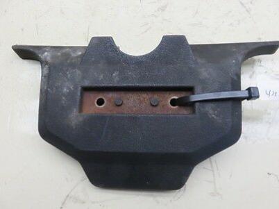 1983 SUZUKI GS550 ES IGNITION SWITCH COVER HANDLEBAR MOUNT COVER (SHP)