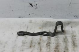 1981 SUZUKI GS550 GS550L (#106) FRONT BRAKE LINE STAY