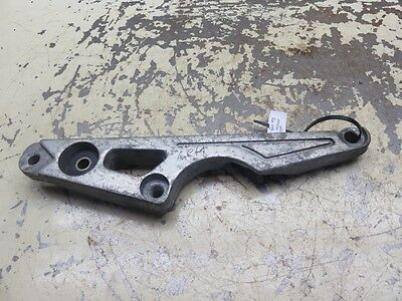 1982 YAMAHA XJ1100 MAXIM LEFT REAR FOOT PEG MOUNT BRACKET HANGER (SHP)