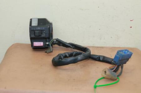 1986 YAMAHA FZ750  LEFT HANDLEBAR CONTROL (YSHC21)