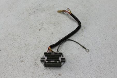 1982 SUZUKI GS550 (#207) VOLTAGE REGULATOR RECTIFIER
