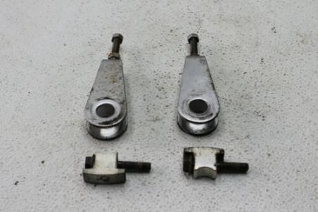 1982 SUZUKI GS550 (#207) AXLE CHAIN TENSIONER ADJUSTER BRACKETS 