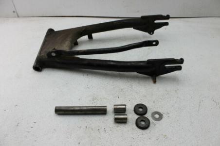 1982 SUZUKI GS550 (#207) REAR SWINGARM SUSPENSION ARM