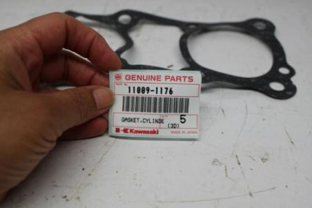 1978-1983 Kawasaki 440 Ltd Gasket, cylinder 11009-1176 (KTG65)