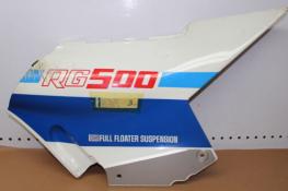 1986 SUZUKI RG500 RIGHT SIDE FRAME COVER FAIRING COWL 47110-20A00 (STPU44)