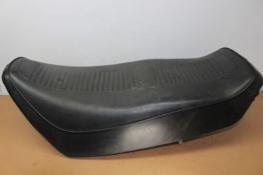 1982 YAMAHA VISION XJ550 SEAT SADDLE (TOYS31)