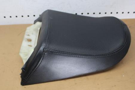 SUZUKI GSX600 REAR SEAT SADDLE (TOSS16)