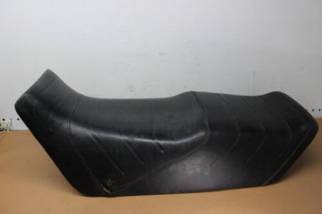 SUZUKI GS550 SEAT  SADDLE (TOSS34)