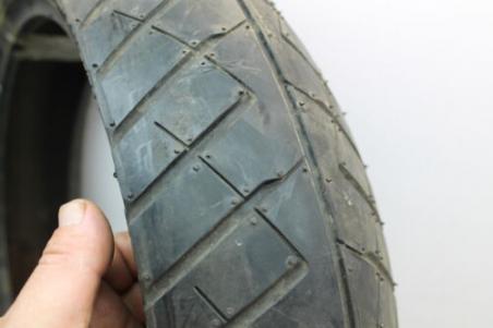 130/60 ZR17  59W BRIDGESTONE BATTLAX BT50F RADIAL FRONT TIRE (TFTS05)