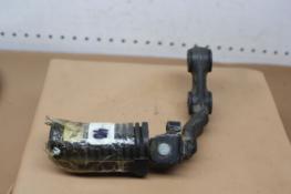 1977 YAMAHA XS400 RIGHT FRONT FOOT REST PEG STEP (TOYF49)