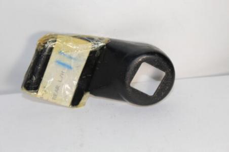1983 SUZUKI GS450E REAR TURN SIGNAL BRACKET MOUNT HOLDER (TOE466)