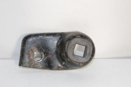1981 SUZUKI GS650 REAR TURN SIGNAL MOUNT BRACKET HOLDER (TOE468)