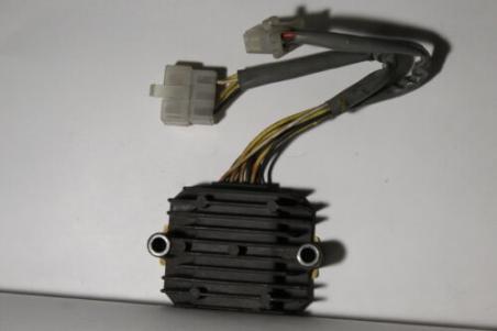 HONDA CB1000 VOLTAGE REGULATOR RECTIFIER (TOVR22) SH236B-12
