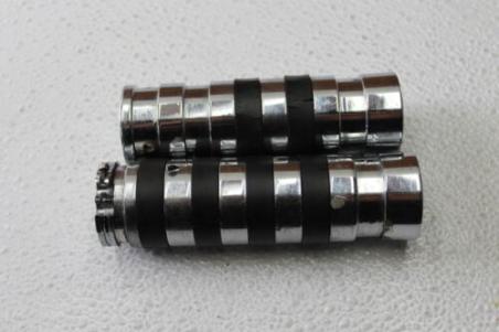 1985 YAMAHA VIRAGO XV700 (#324) 1 INCH HANDLEBAR LEFT RIGHT GRIPS AFTERMARKET