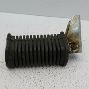 1981-1983 GS650 GS450 SUZUKI RIGHT REAR FOOT REST PEG STEP 43600-34500 (TOSF9)