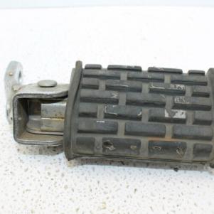 YAMAHA 1983 1984 VENTURE 83-85 ROYALE RIGHT REAR FOOT REST PEG STEP (TOYF264)