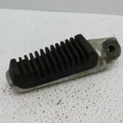 1983-1984 GS550 GS11050 1985 GS700E SUZUKI RIGHT REAR FOOT REST PEG  (TOSF49)