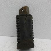 1981-82 SUZUKI GS450EX LEFT FRONT FOOTREST 43560-37301  (TOSF135)