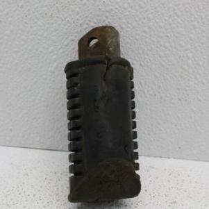 1981-82 SUZUKI GS450EX LEFT FRONT FOOTREST 43560-37301  (TOSF135)