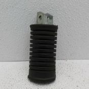 1982 SUZUKI GN125 GN250 GN400T RIGHT FRONT FOOTREST PEG STEP (TOSF166)