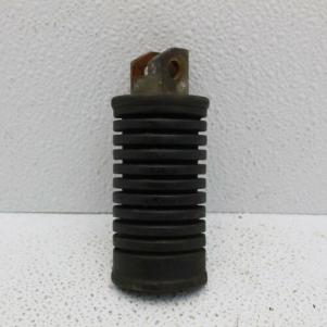 1982 SUZUKI GN125 GN250 GN400T RIGHT FRONT FOOTREST PEG STEP (TOSF168)