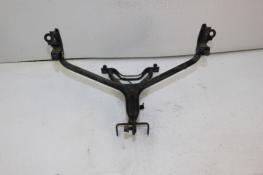 1987 KAWASAKI NINJA ZX750 (#299) UPPER FRONT COWL STAY MOUNT BRACKET 