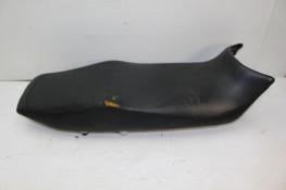 1987 KAWASAKI NINJA ZX750 (#299) SEAT (KTS01)