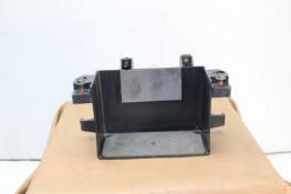 2007 YAMAHA FZ600 (#346) BATTERY BOX TRAY HOLDER