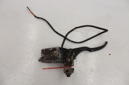 1982 SUZUKI GS650GL GS650 (#356) FRONT BRAKE MASTER CYLINDER *FOR PARTS*