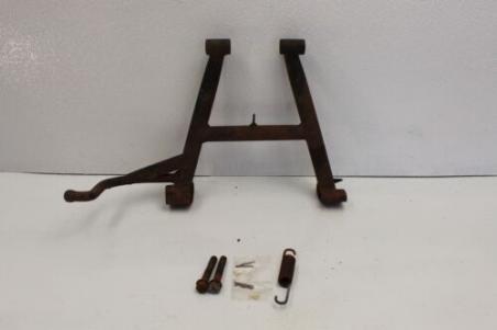 1982 SUZUKI GS650GL GS650 (#356) CENTER MAIN STAND W/ SPRING 