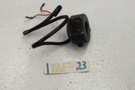 1976 SUZUKI GT380 SEBRING RIGHT HANDLEBAR CONTROL (SSHC87)