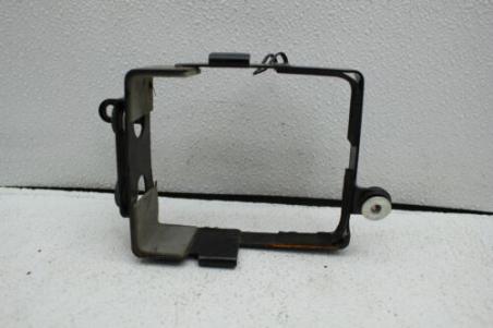 2009 SUZUKI GZ250 (#331) BATTERY BOX TRAY HOLDER