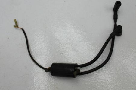 1977 KAWASAKI KZ650 (#364) IGNITION COIL ZC002     (4.4) 1&4