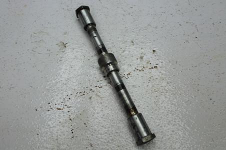 1977 KAWASAKI KZ650 (#364) FRONT AXLE FRONT WHEEL RIM PIVOT BOLT AXEL