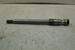 1984 HONDA VF1100 MAGNA (#367) FRONT AXLE FRONT WHEEL RIM PIVOT BOLT AXEL