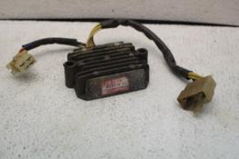 1979 HONDA CB750K 750 FOUR VOLTAGE REGULATOR RECTIFIER (TOVR44)