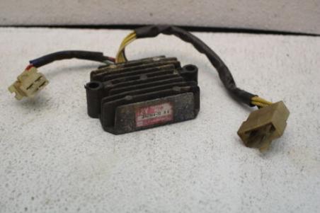 1979 HONDA CB750K 750 FOUR VOLTAGE REGULATOR RECTIFIER (TOVR44)