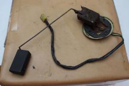 1982 YAMAHA VIRAGO XV920 (#308) FLOAT GAS FUEL PETROL LEVEL SENDING UNIT
