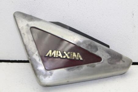 1983 YAMAHA XJ750 MAXIM (#383) LEFT SIDE COVER FRAME PANEL (YTPU182)