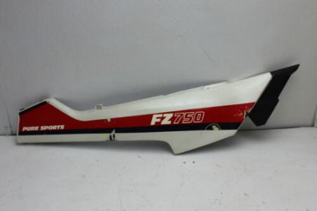 1985 YAMAHA FZ750 RIGHT SIDE FRAME COVER FAIRING PANEL COWL (YTP370)